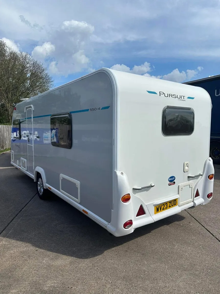 Bailey pursuit 4 berth fixed single beds caravan - Image 4