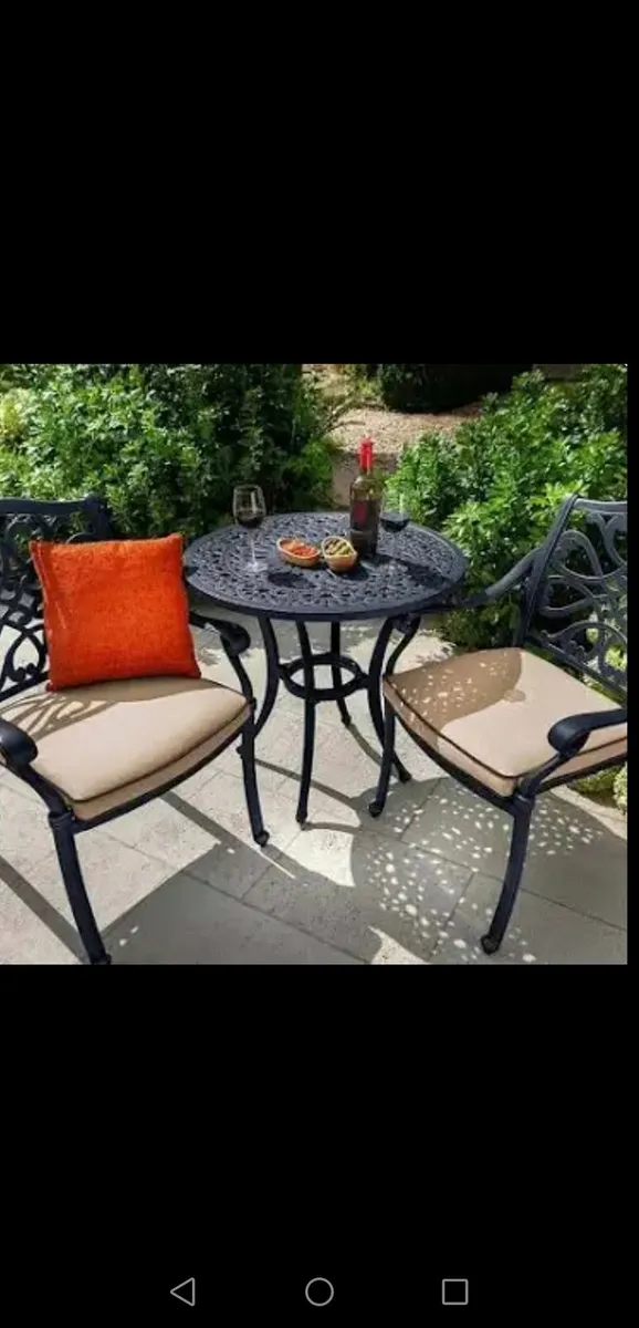 Brand New Hartman Cast Aluminium Bistro Set