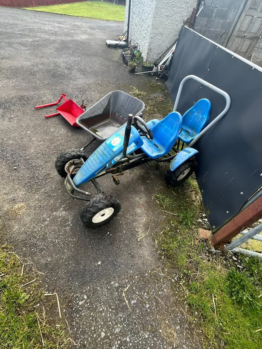 Berg go cart trailer and 2 implement for back - Image 3