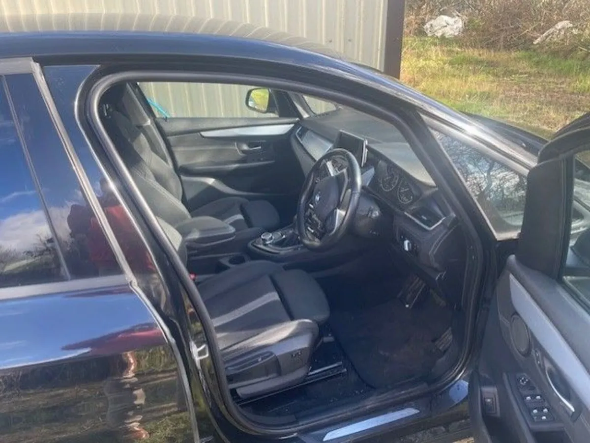 2017 BMW 218d - Image 3