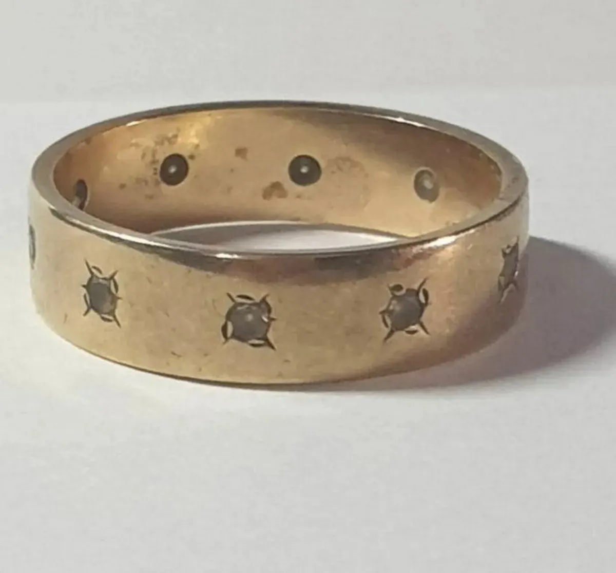 Vintage Hallmarked 9ct Gold Diamond Ring - Image 1