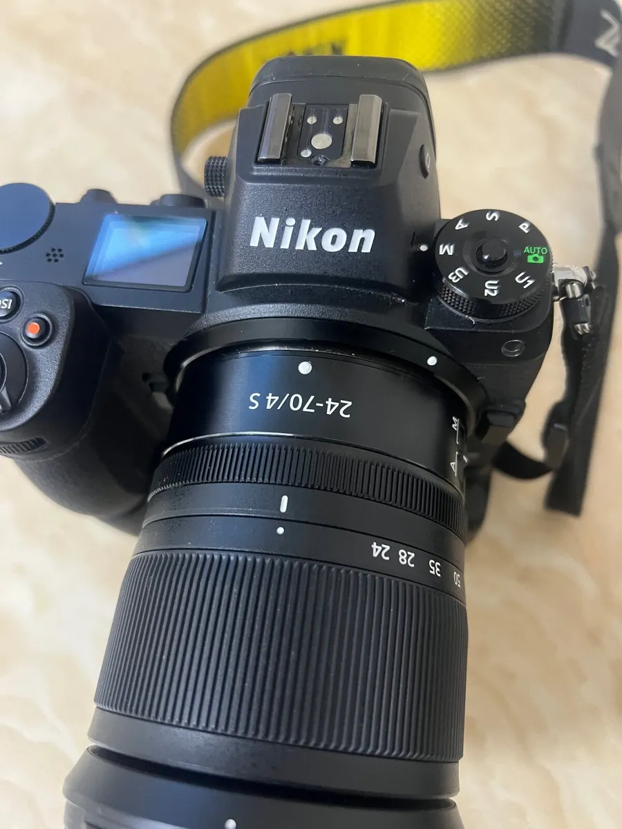 Nikon Z6 with battery grip - Image 4