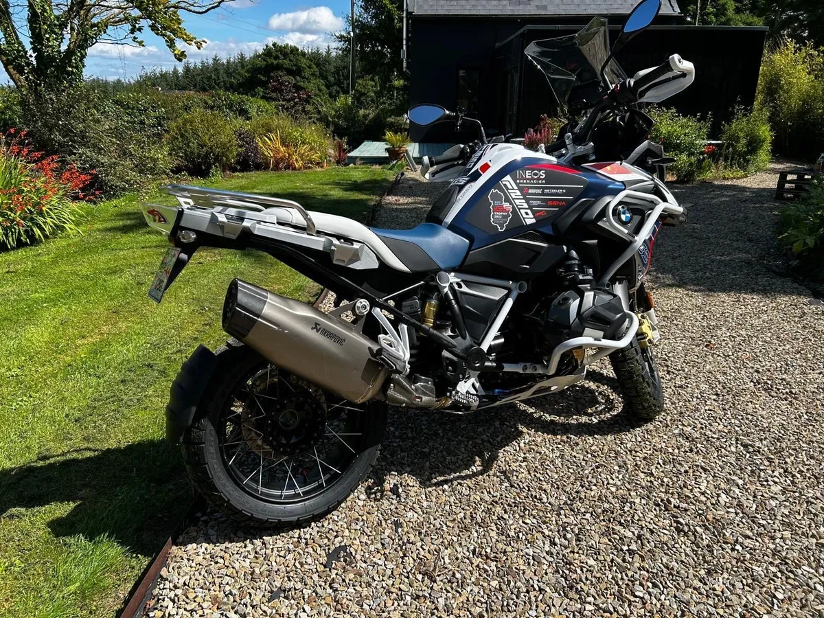 2022 BMW R1250 GS TROPHY | LOW KM - Image 4