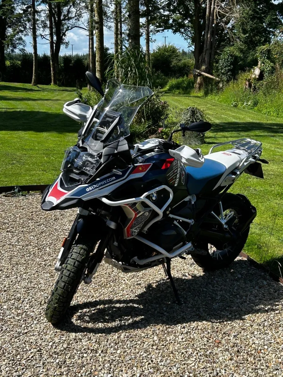 2022 BMW R1250 GS TROPHY | LOW KM - Image 2