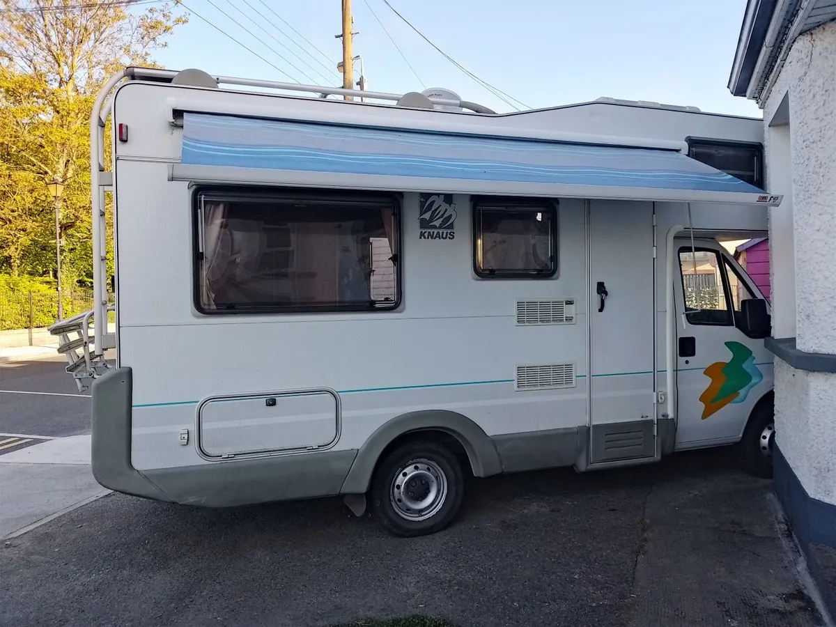Motorhome - Image 2