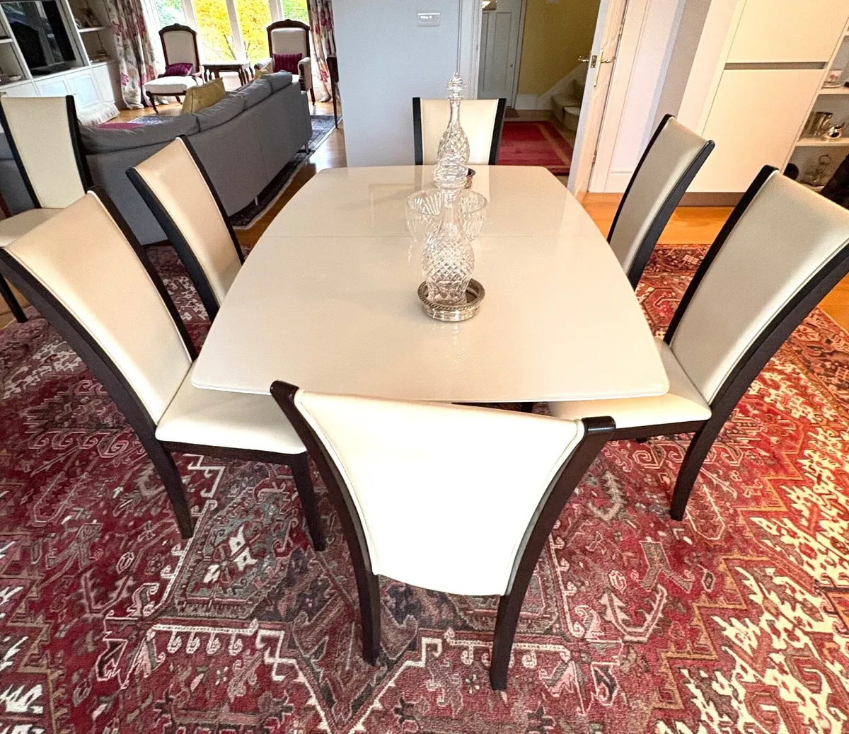 Dining room table - Image 4