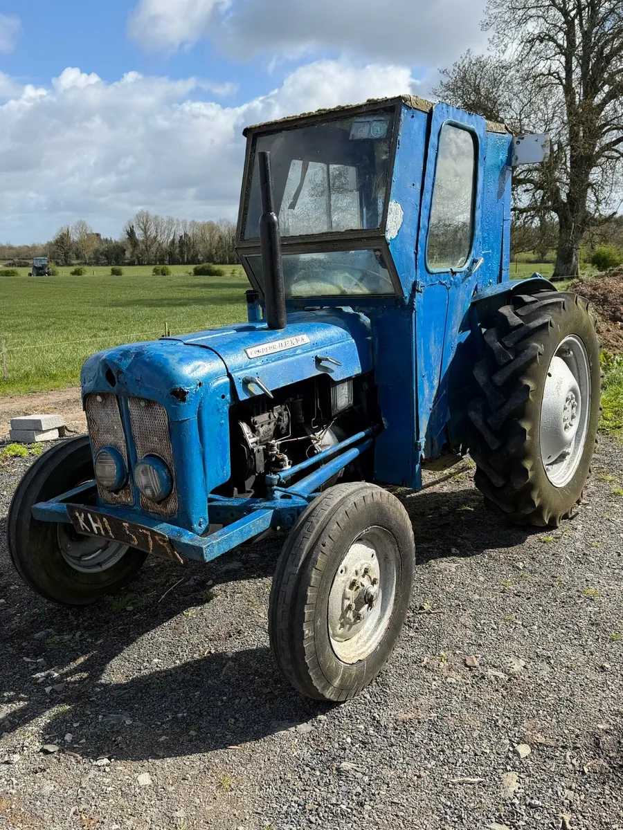 Fordson dexta - Image 1