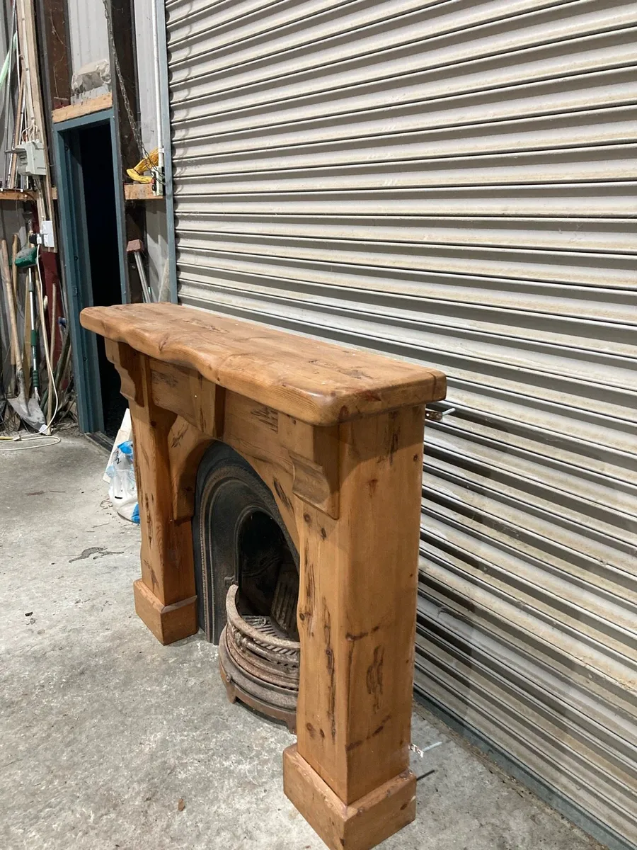 Fire place and surround - Image 4