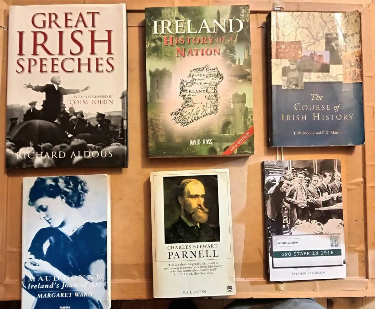 Irish History Books 3 For €20 (4 photos) - Image 2
