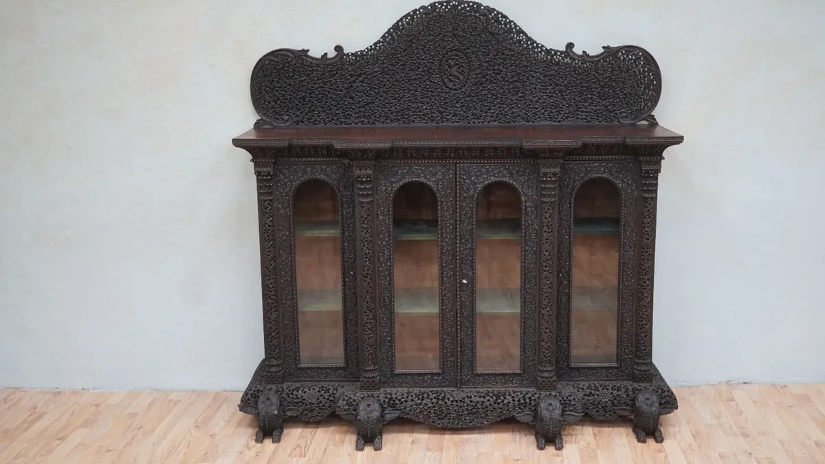 Anglo-Indian Bombay Blackwood Display Cabinet - Image 1
