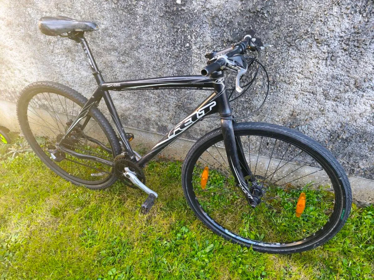 Felt QX disc hybrid bike - Image 4