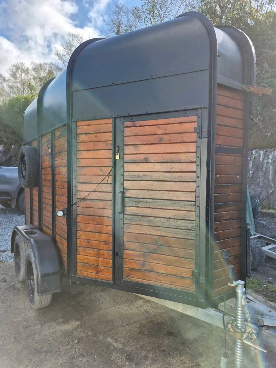 Turnkey Coffee Trailer Self-Sufficient Business - Image 3