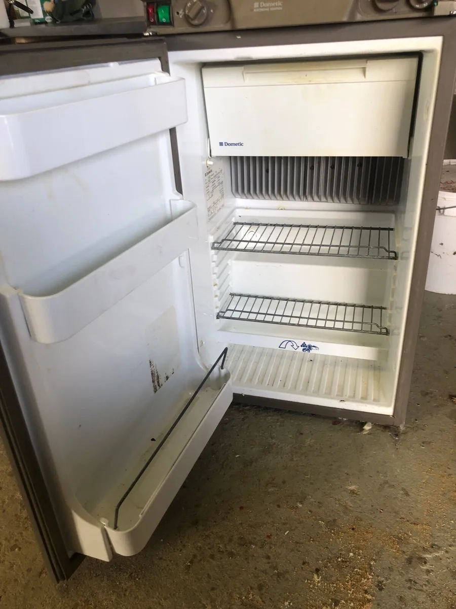 Fridge freezer Dometic - Image 4