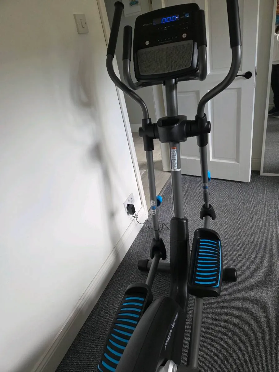 Proform
Proform Sport 5.0 Elliptical Cross Trainer - Image 3