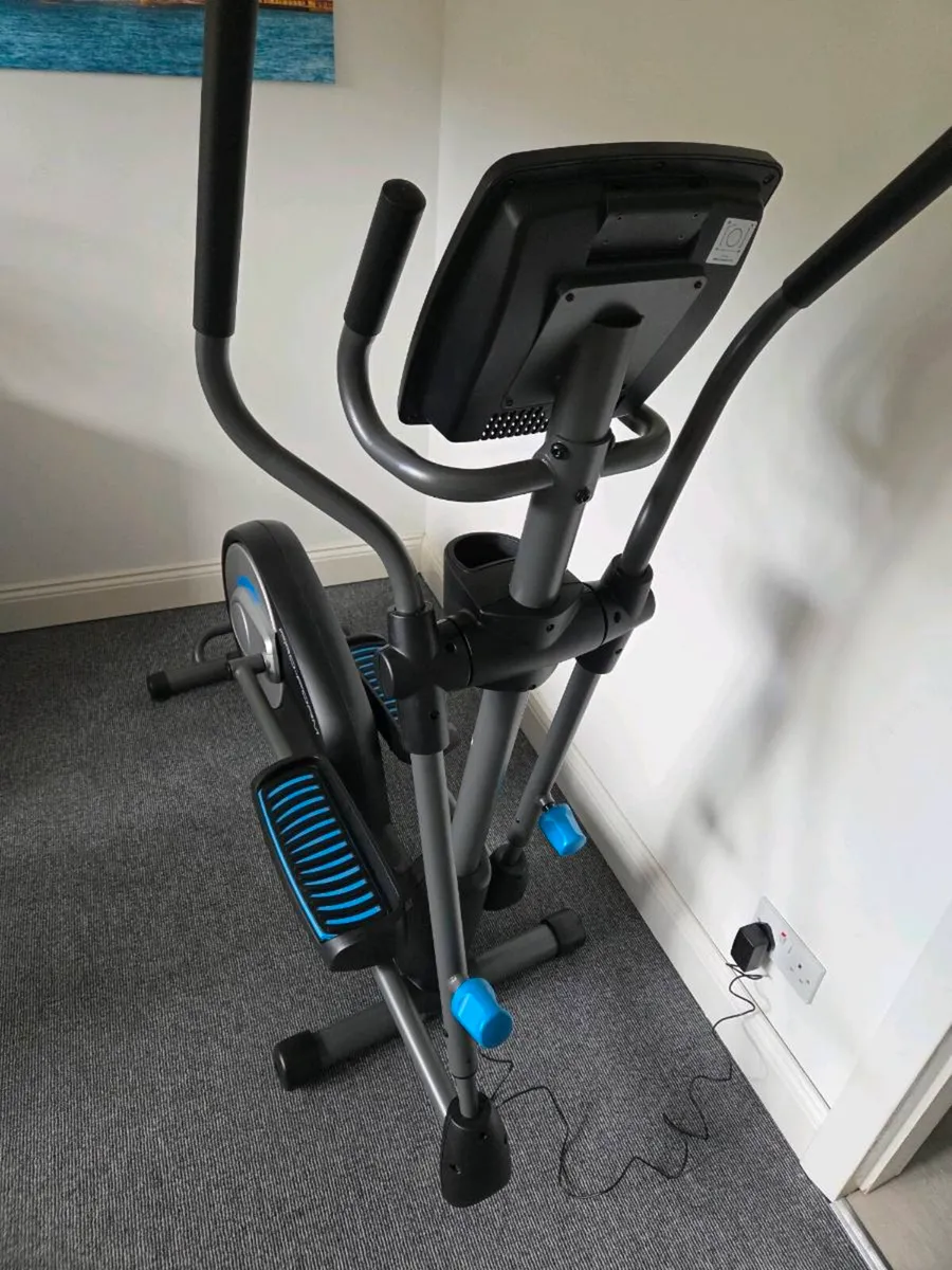 Proform
Proform Sport 5.0 Elliptical Cross Trainer - Image 4