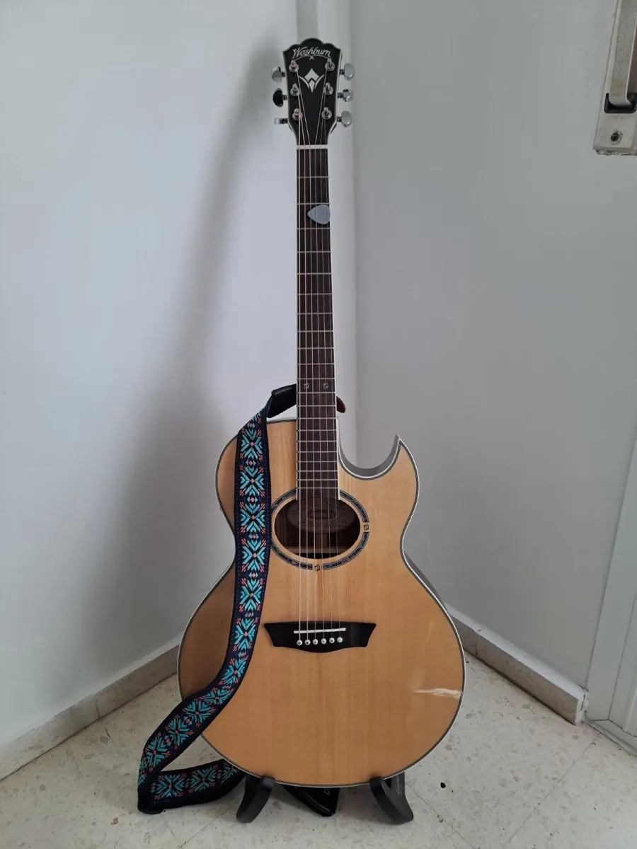 Guitar Washburn model EA20SNB-0 - Image 1
