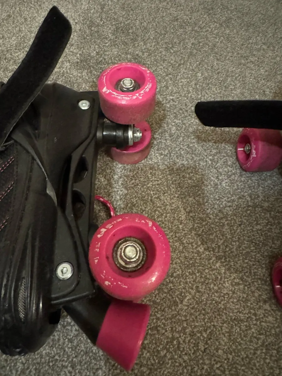 Power Girls roller skates - Image 2