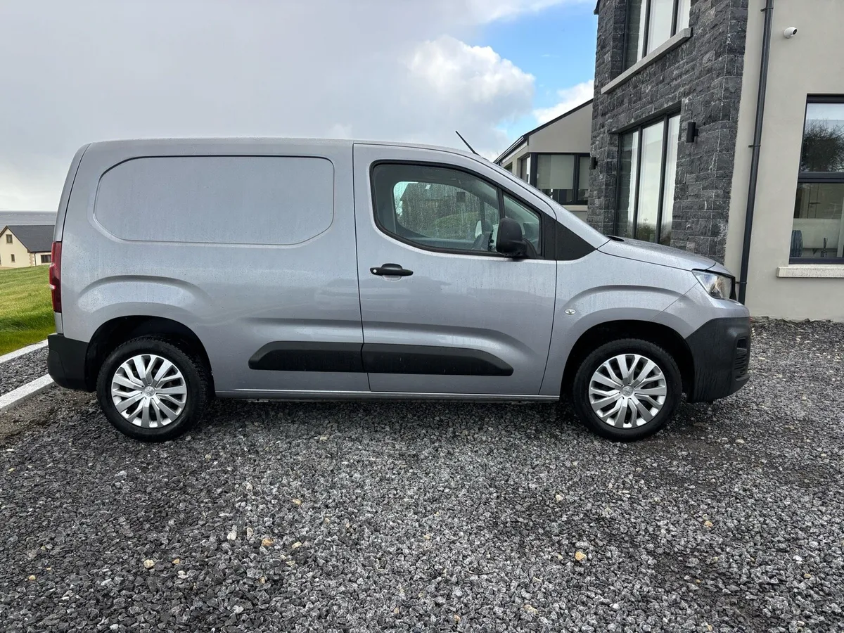 🤝 Now Reserved 🤝 - Image 4