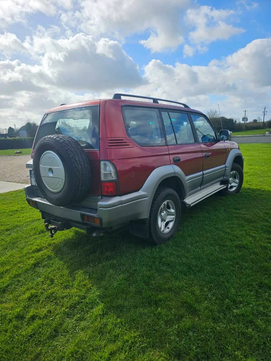Toyota Landcruiser - Image 4