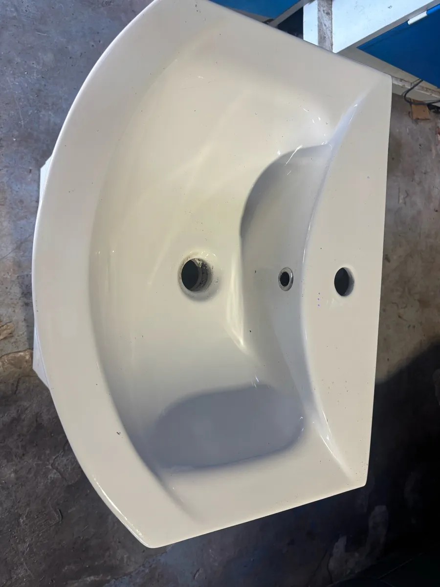 Bathroom Cabinet - Image 1