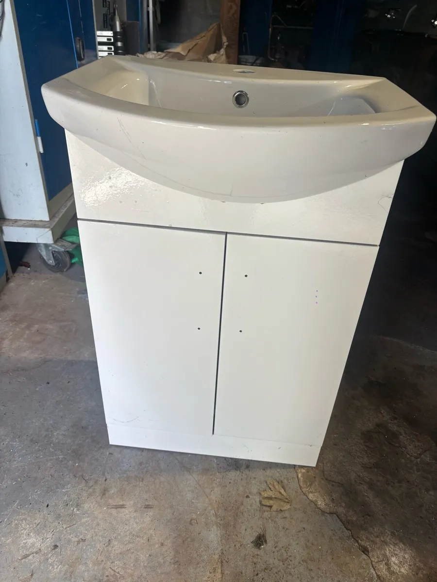 Bathroom Cabinet - Image 2