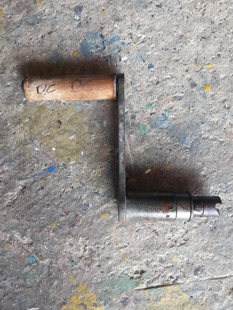 Cement mixer handle - Image 2