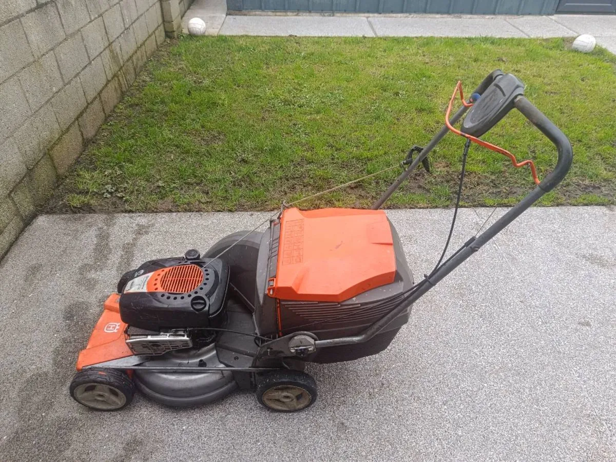Husqvarna Lawn Mower - Image 4