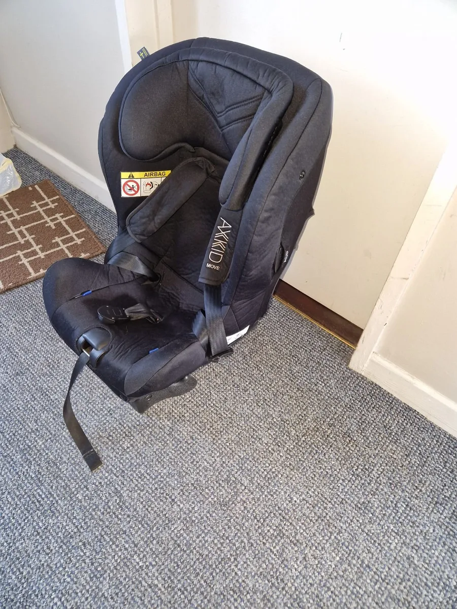 Car seat - Image 1