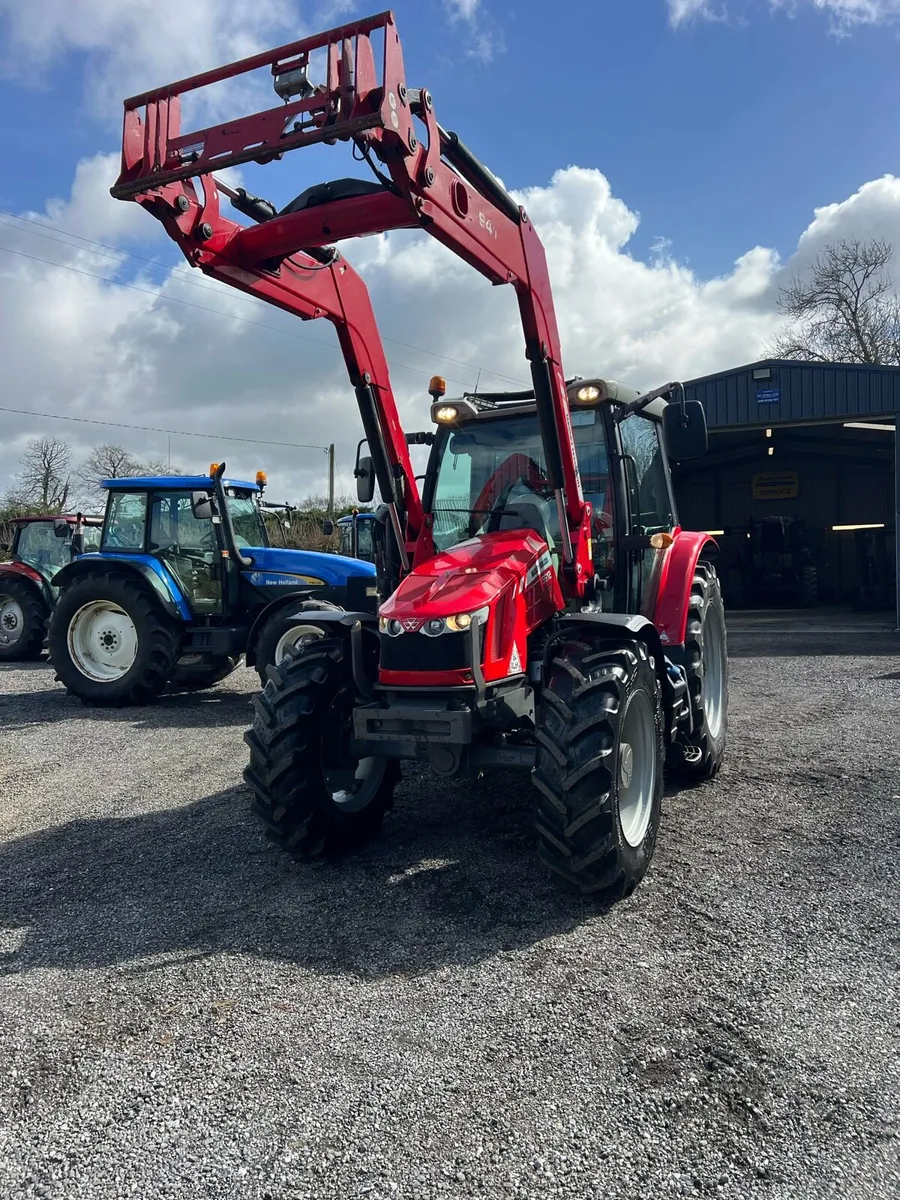 Massey Ferguson 5612 - Image 4