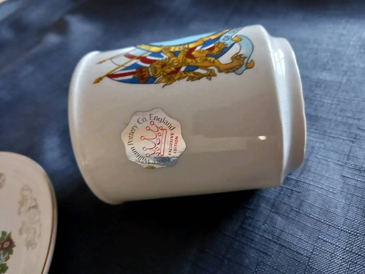 Mug & Plate Memorabilia - Image 4