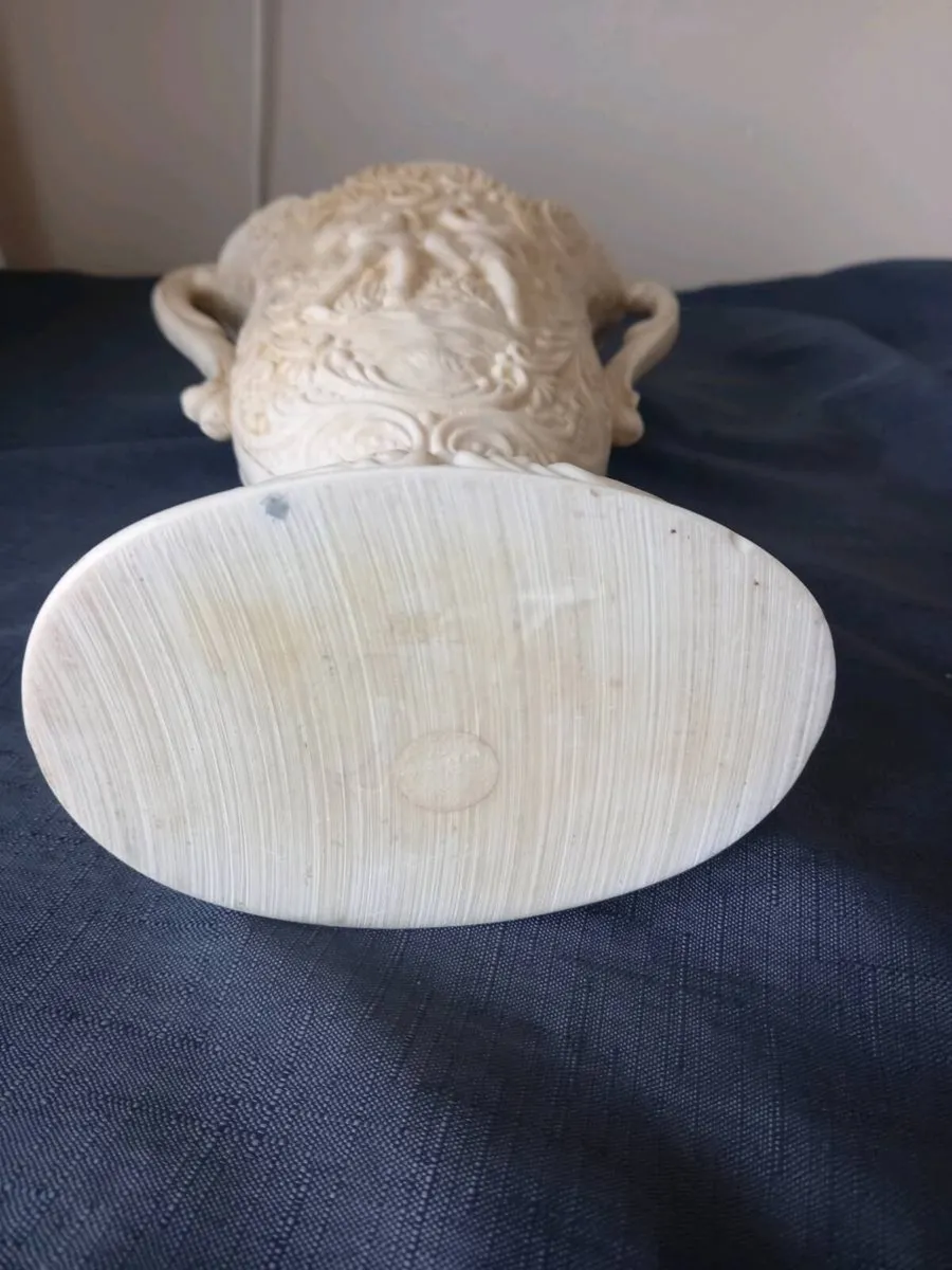 Italian Vase - Image 3