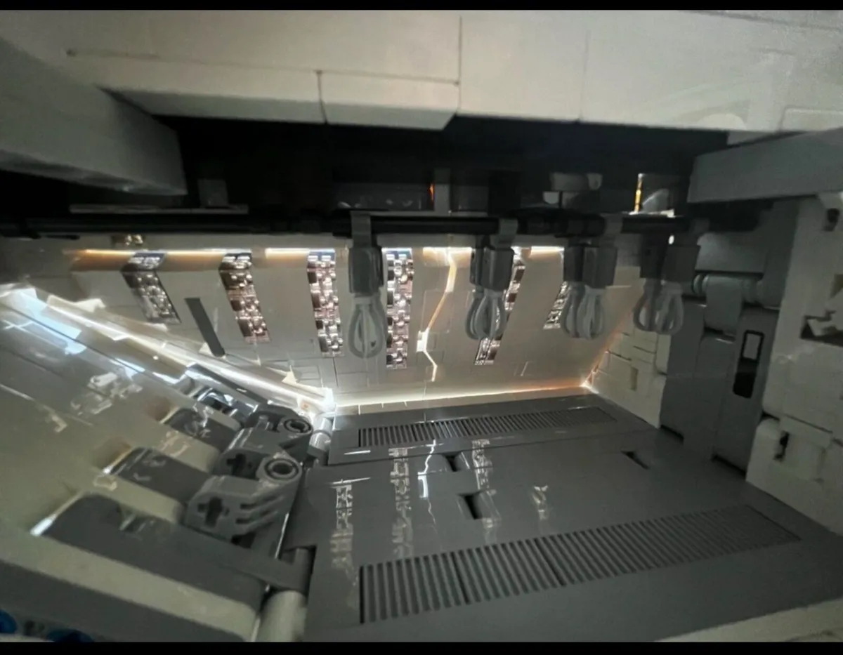 Lego Star Wars LAAT MOC - Image 4