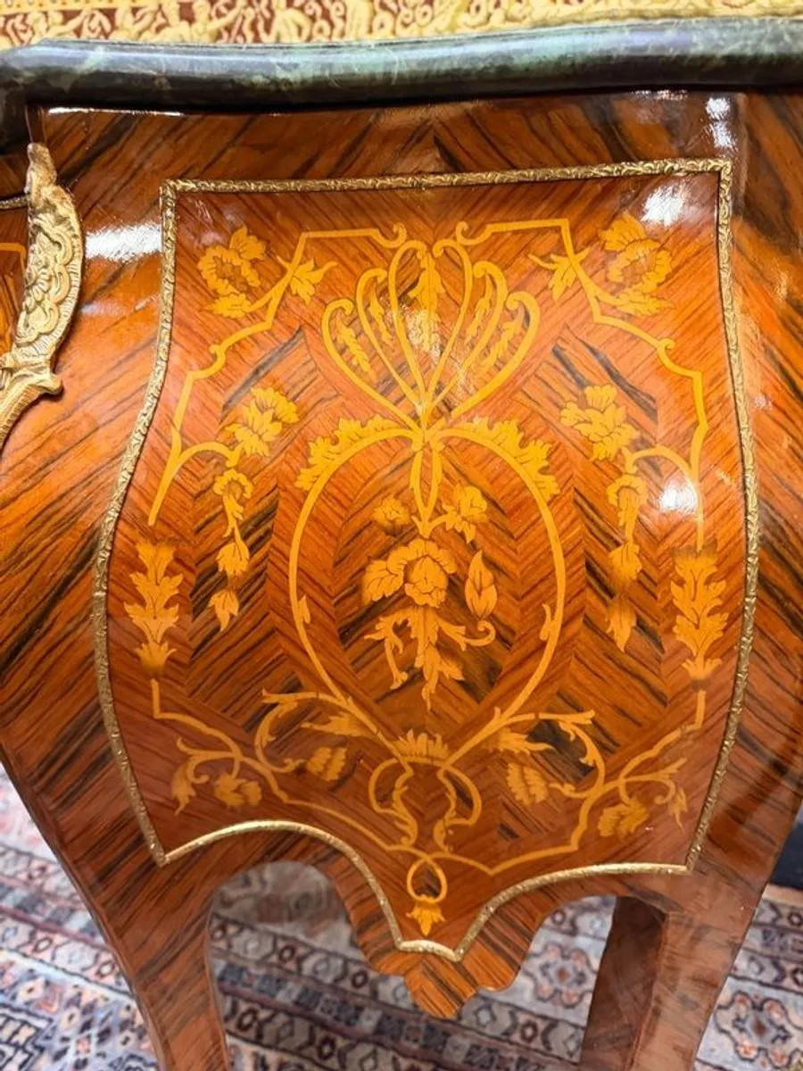 Elegant Pair of Bedside Lockers Marble Top Nightstands - Image 4