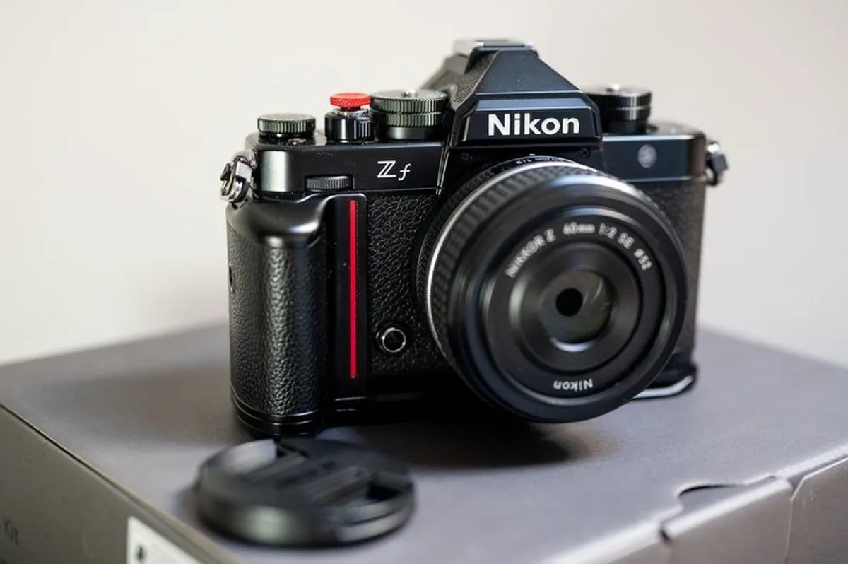 Nikon ZF and Nikkor Z 40mm f2 SE + accessories - Image 3