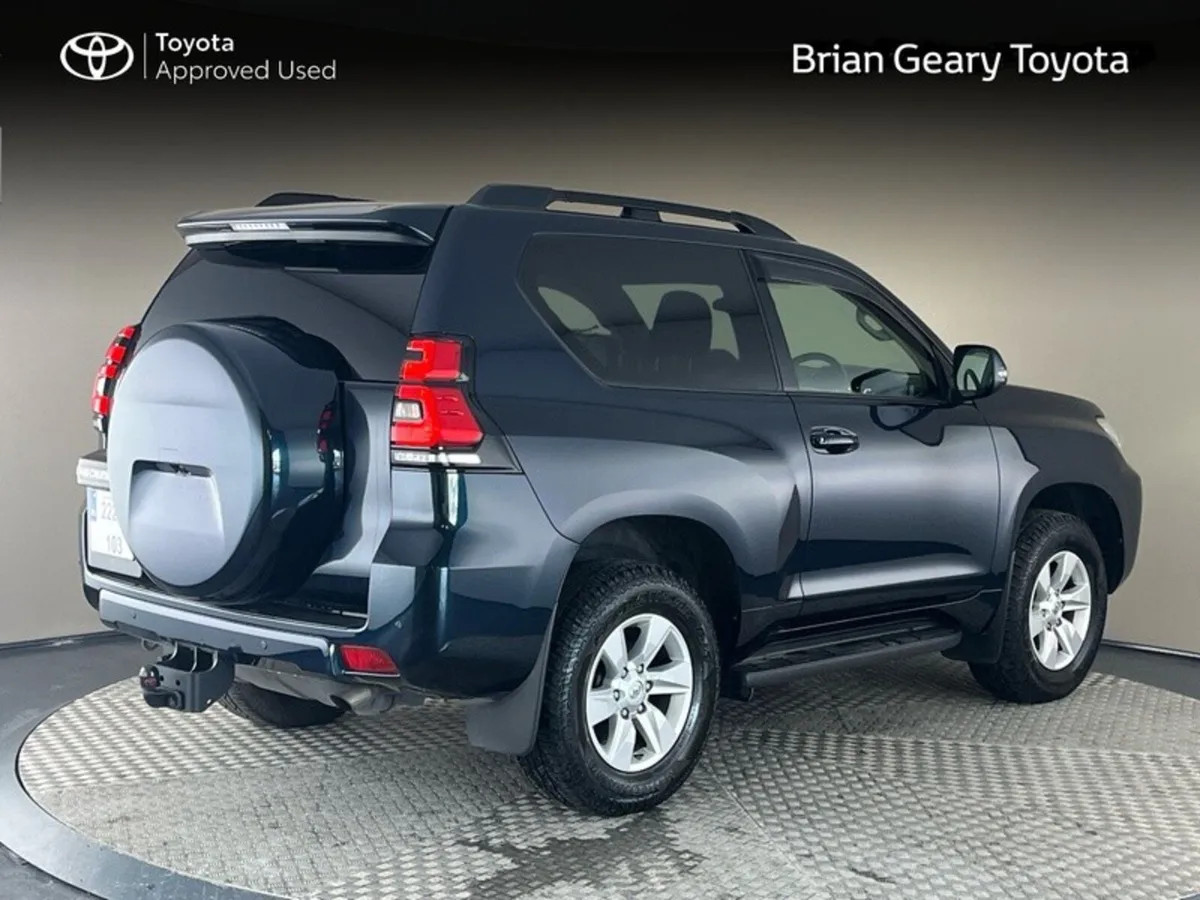 Toyota Land Cruiser SWB AUTO - Image 2