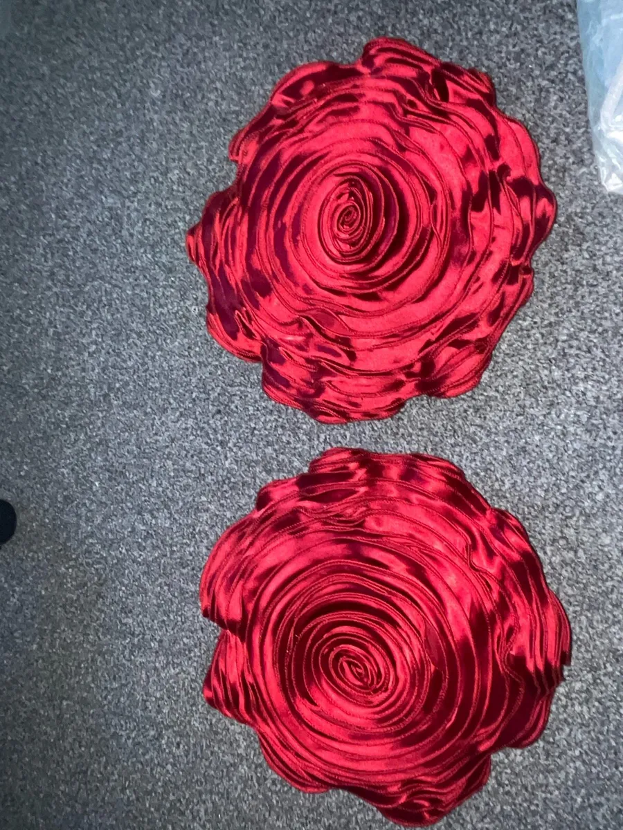 Rose pillows
