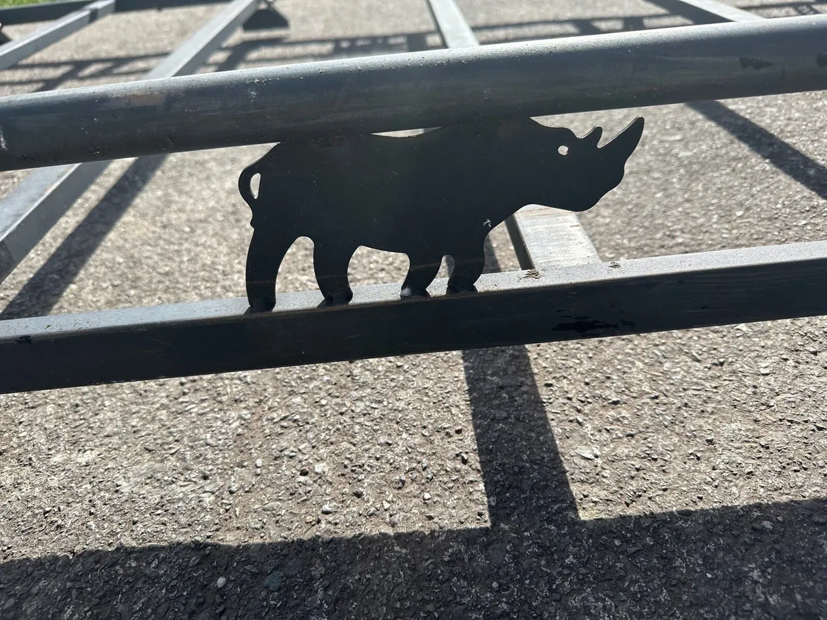 Roof rack for large van. - Image 3