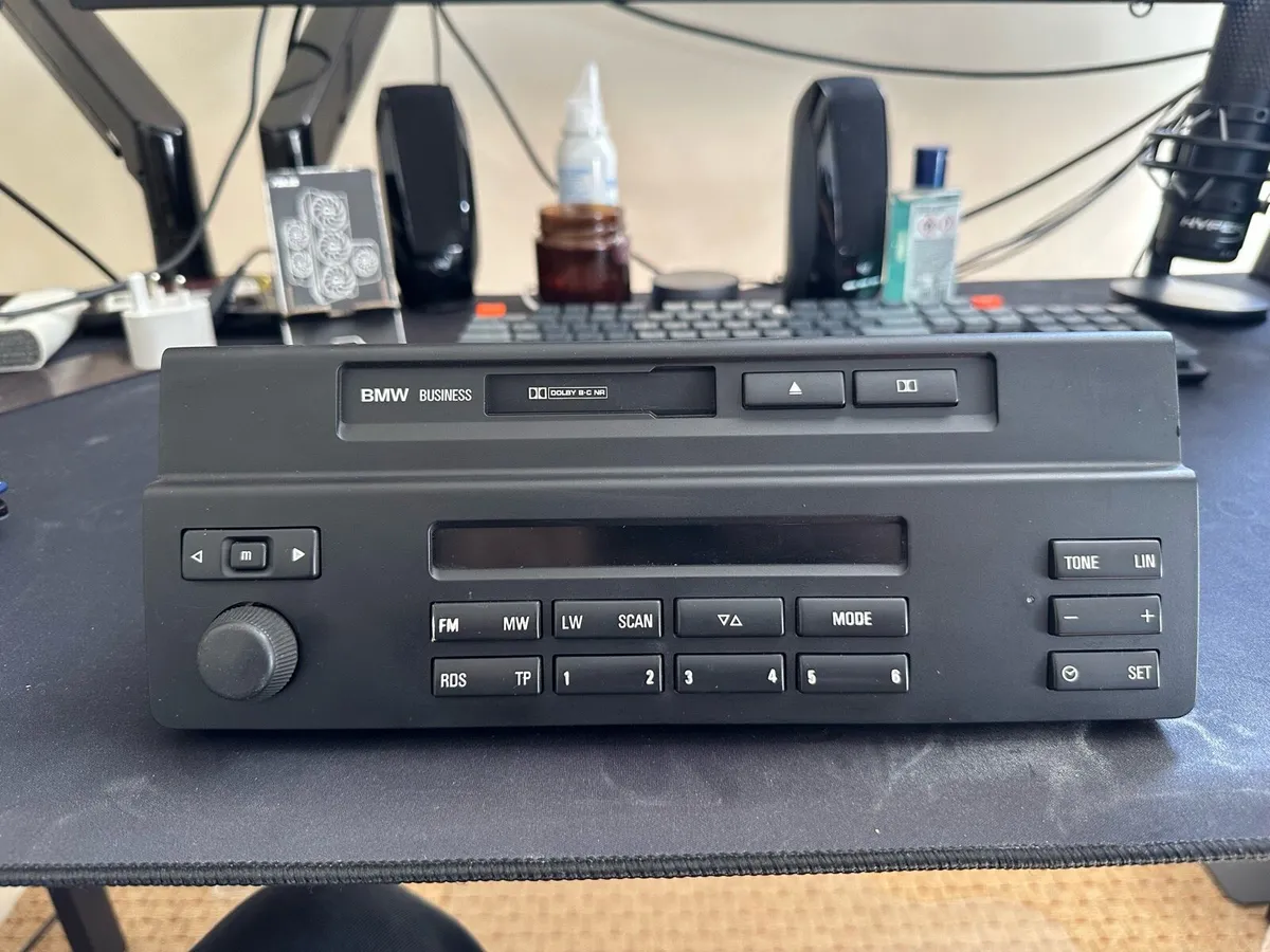 OEM Radio for BMW E39 BMW BUSINESS C53 65.12-69156 - Image 1