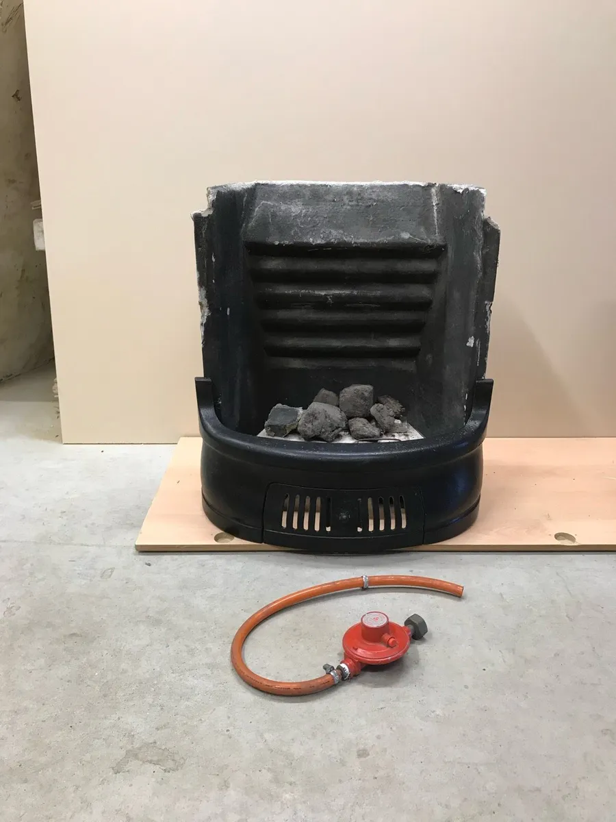 Fireplace items - Image 1