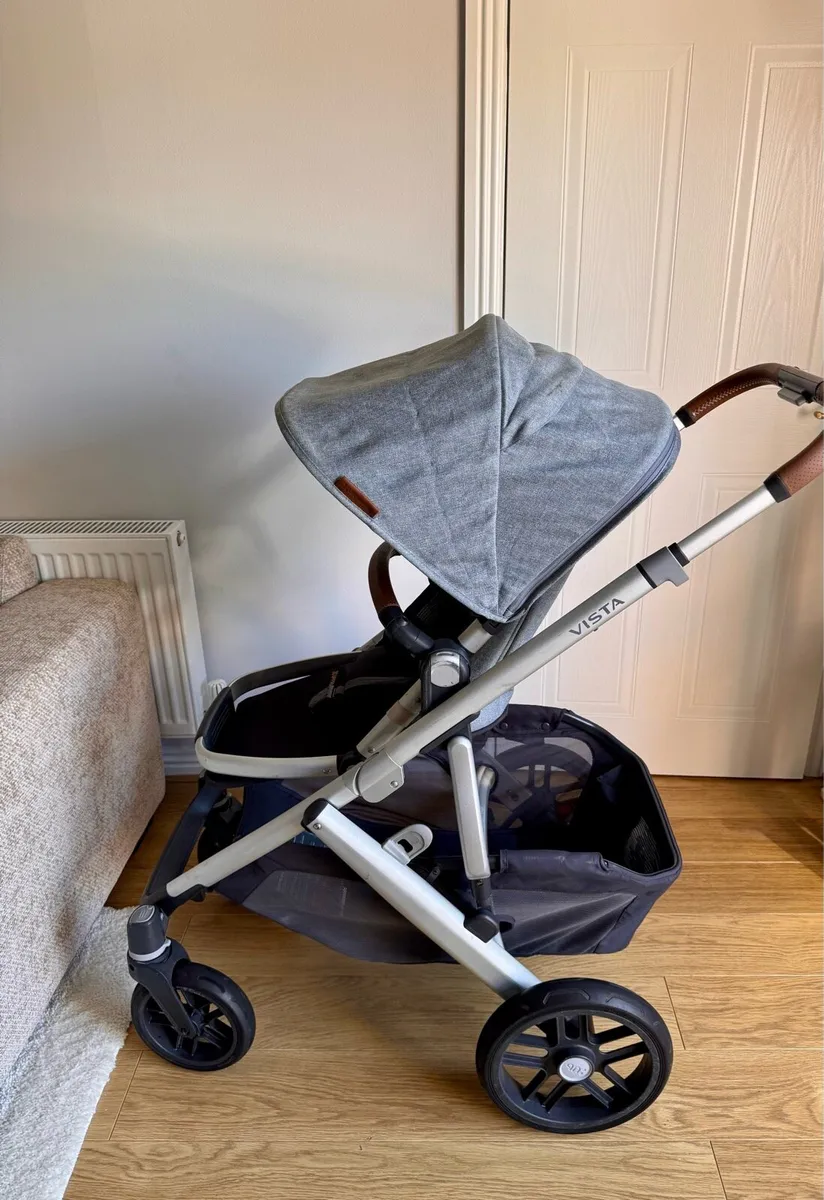 Uppababy Vista V2 Pushchair & Carrycot - Image 3