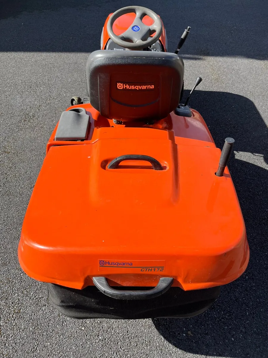 Husqvarna CTH172 Ride On Mower - Image 4