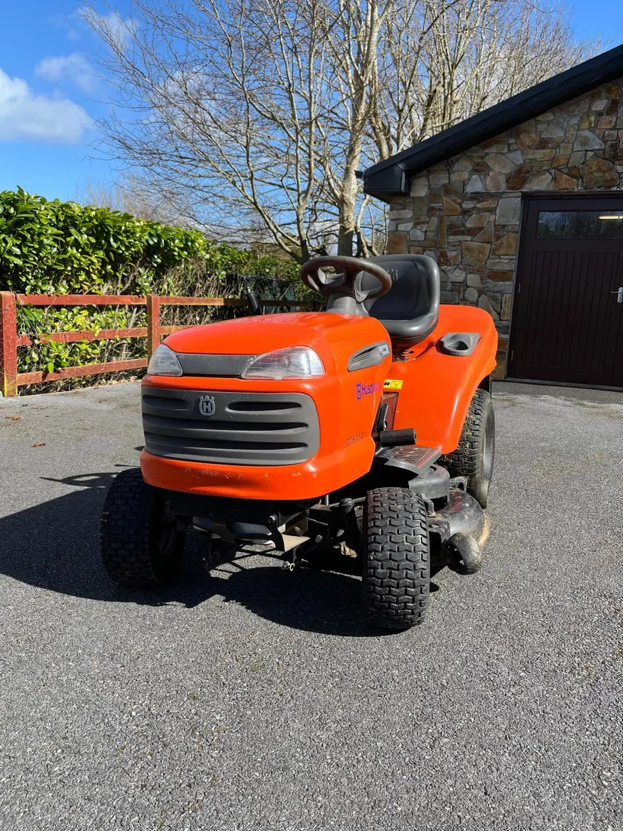 Husqvarna CTH172 Ride On Mower - Image 2