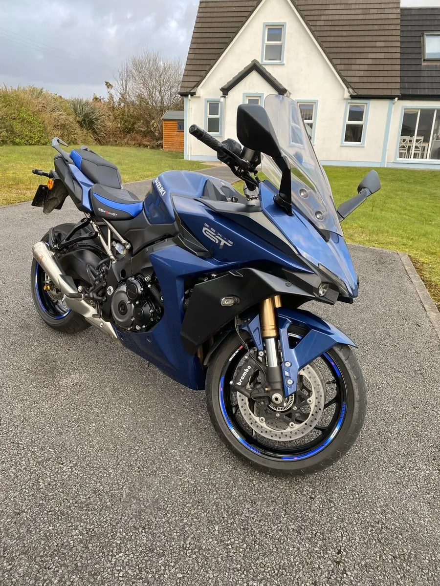 Suzuki GSX-S1000GT - Image 1