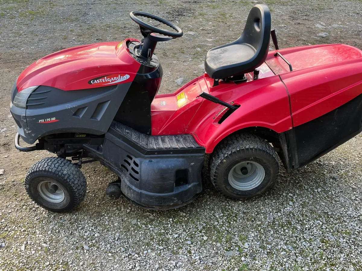 Castle garden - Image 3