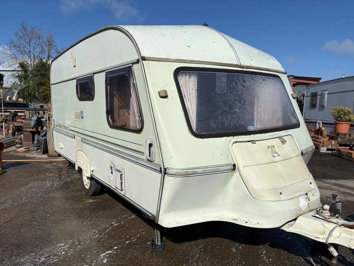 Small cheap caravan . Jubilee Pioneer. - Image 1