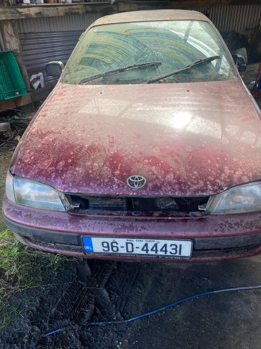 Toyota carina e - Image 1