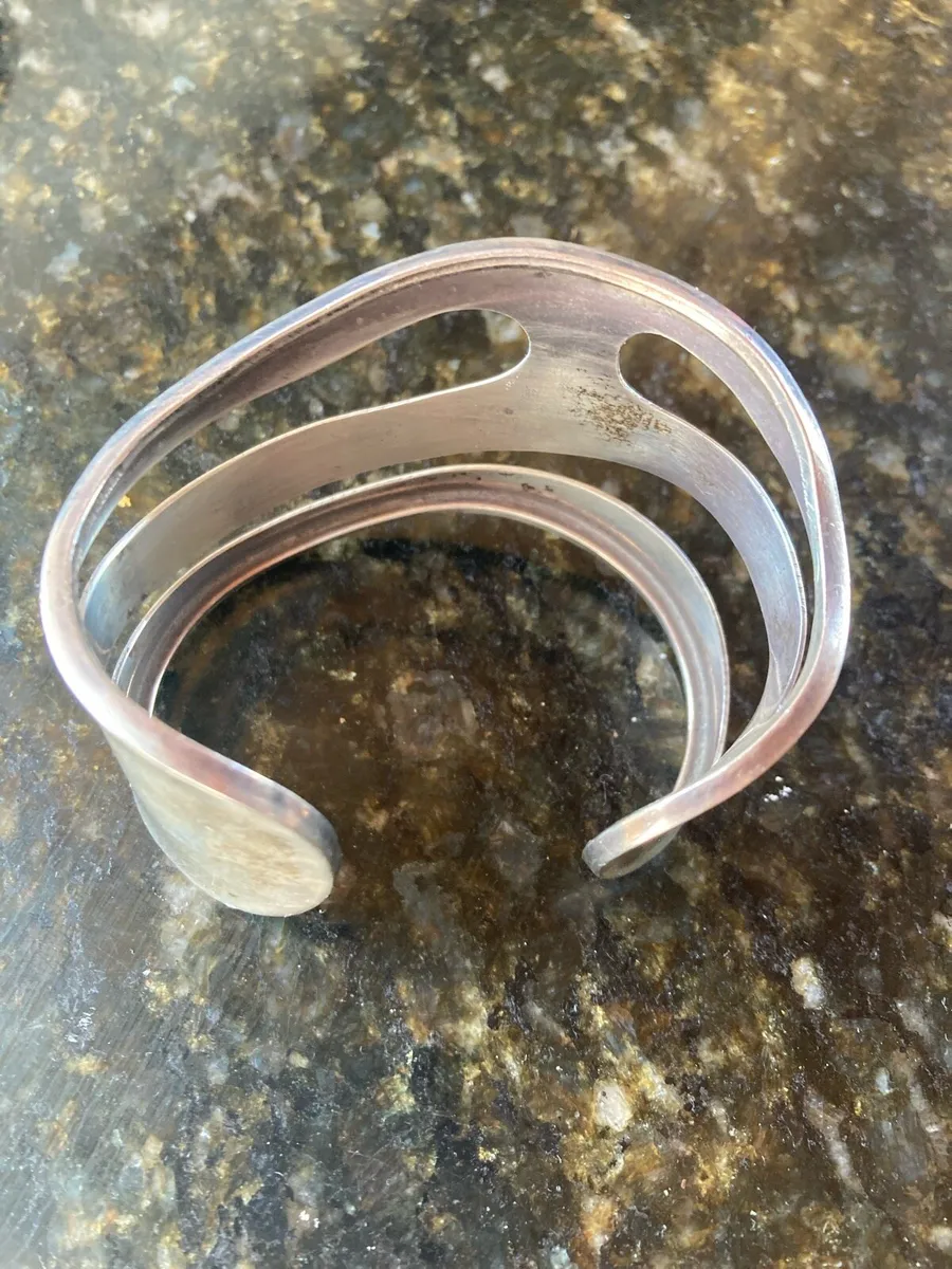 Sterling Silver cuff bangle - Image 3
