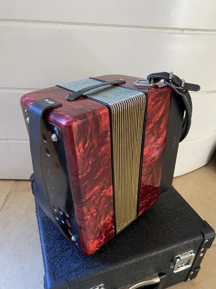 Hohner accordion - Image 4