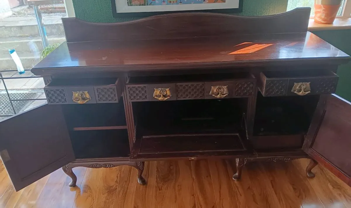 Vintage Sideboard - Image 4