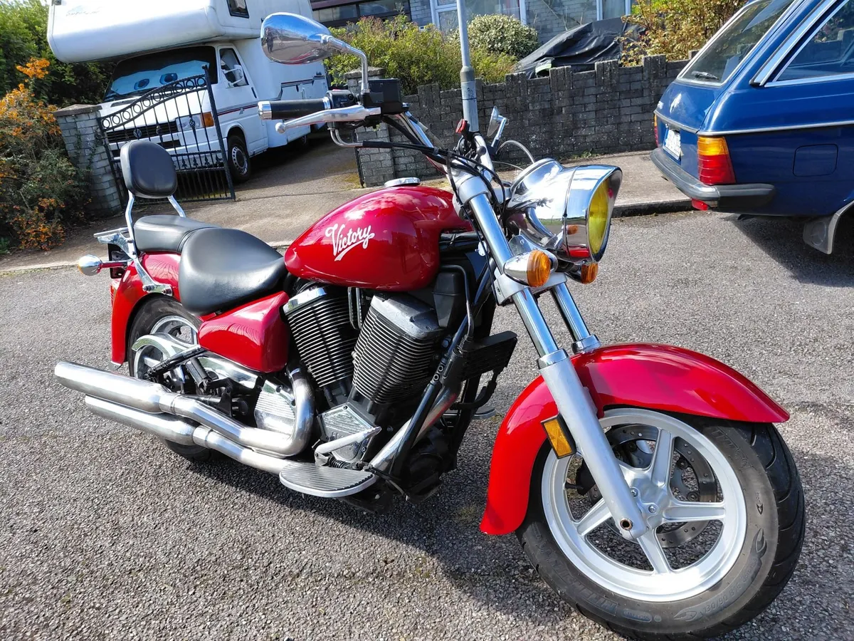VICTORY 1500 Cruiser 2002 - Image 1